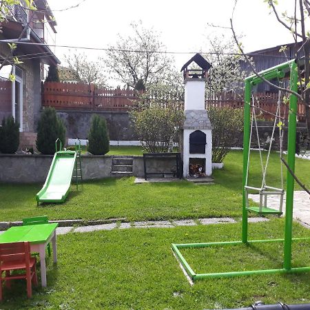 Вила Багрянови Dospat Exteriér fotografie